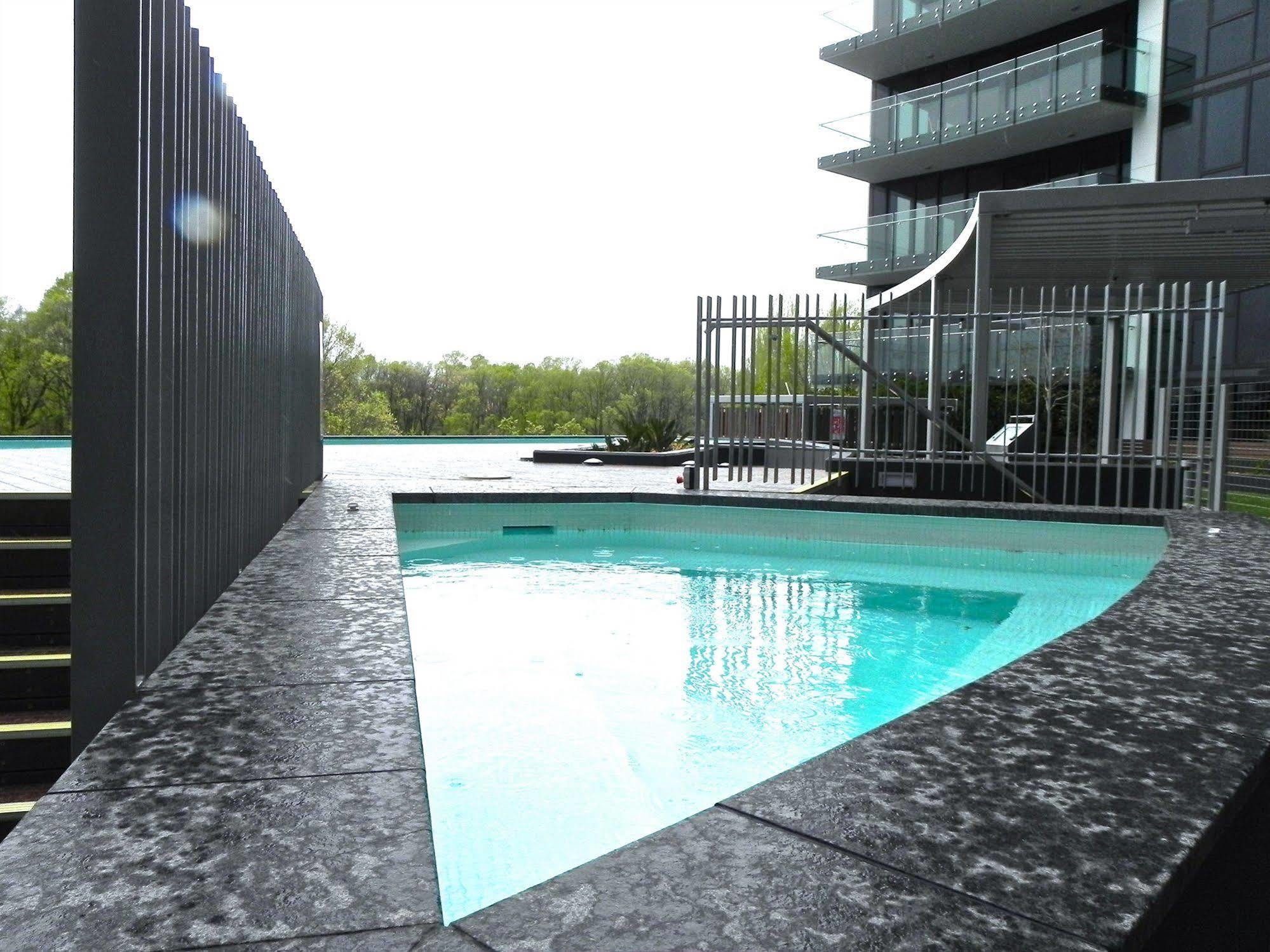 Aac Apartments - Manhattan Canberra Buitenkant foto