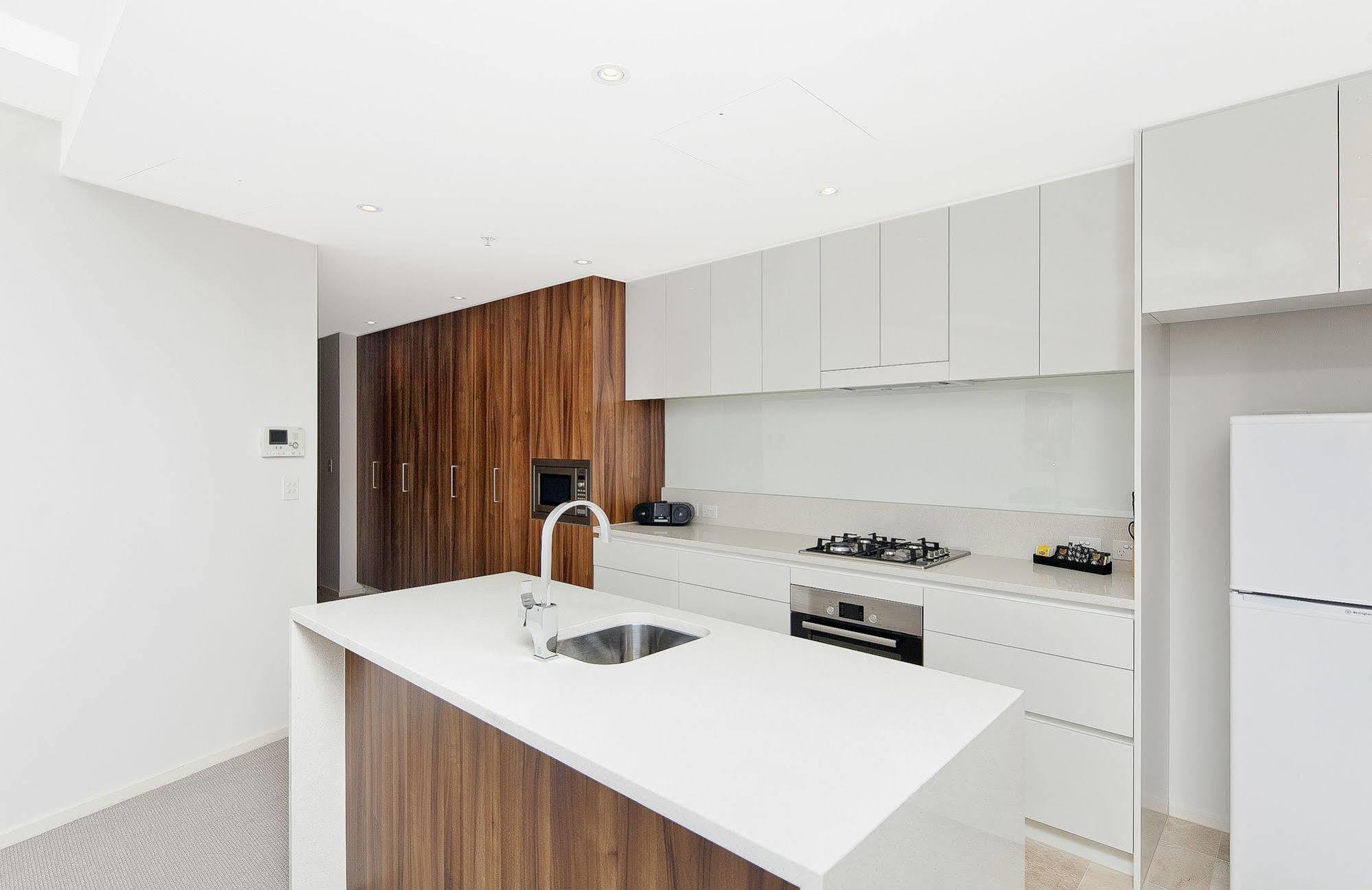 Aac Apartments - Manhattan Canberra Buitenkant foto